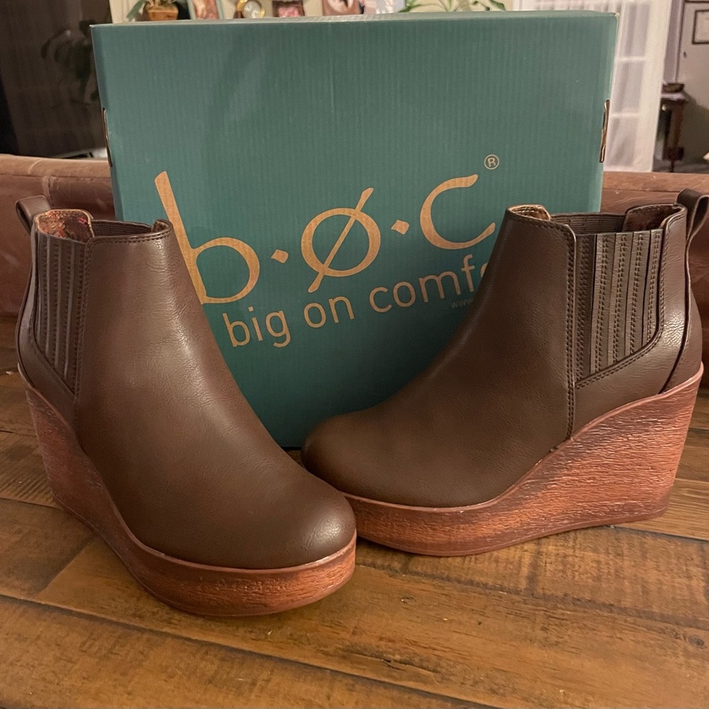 BOC Athalia Dark Brown wedge booties.